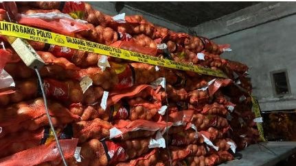 Penyelundupan Puluhan Ton Bawang di Kalbar Digagalkan Bareskrim: Jaringan Ilegal Dibongkar!